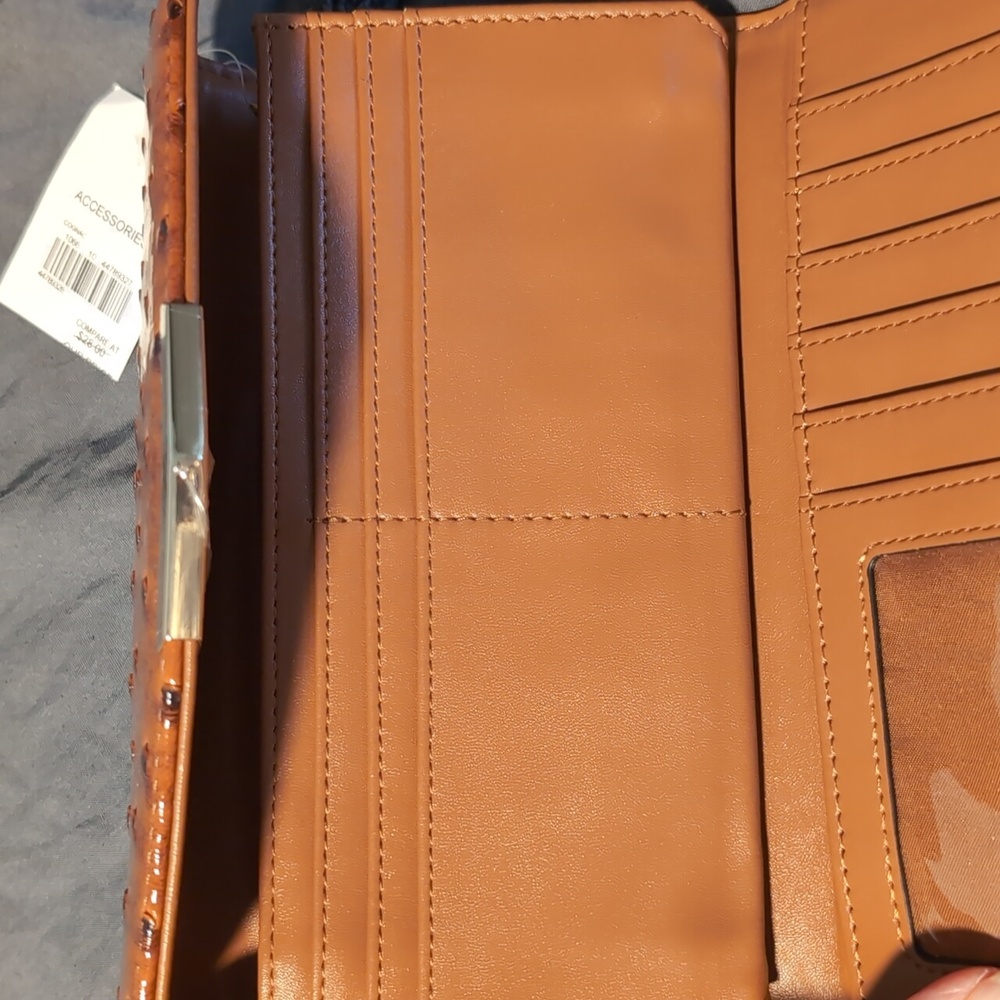 NWT Cato wallet - Picture 5 of 5
